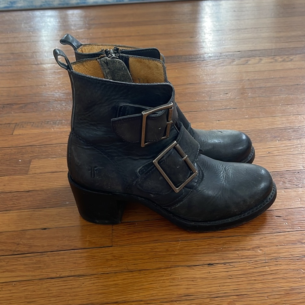 Frye Boots - Picture 2 of 3
